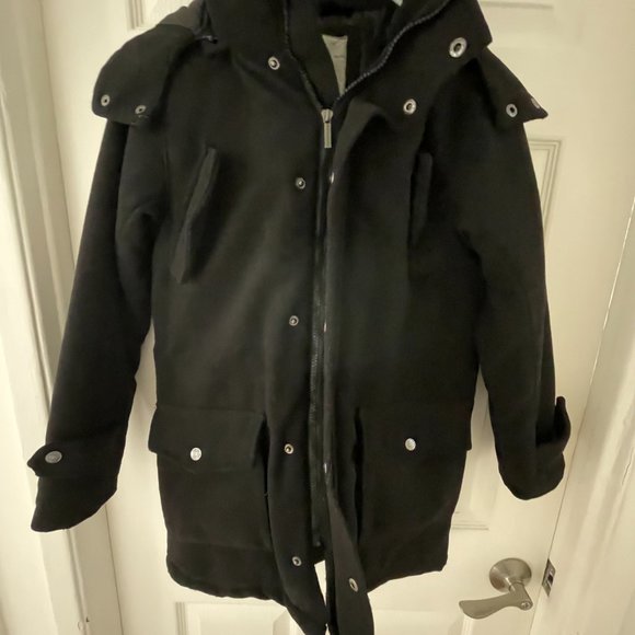 Like New Calvin Klein Est. 1978 Black Lined Insulated Fur Lined Hood Jacket-M - Picture 6 of 9